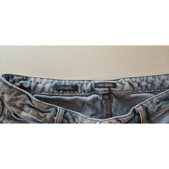 Wild fable light wash denim jeans Low rise flare 10 - Picture 6 of 6
